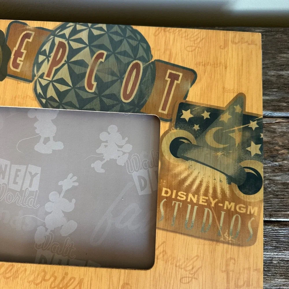 Walt‎ Disney World Photo Frame Wood MCM Epcot Magic Kingdom Animal MGM Studios